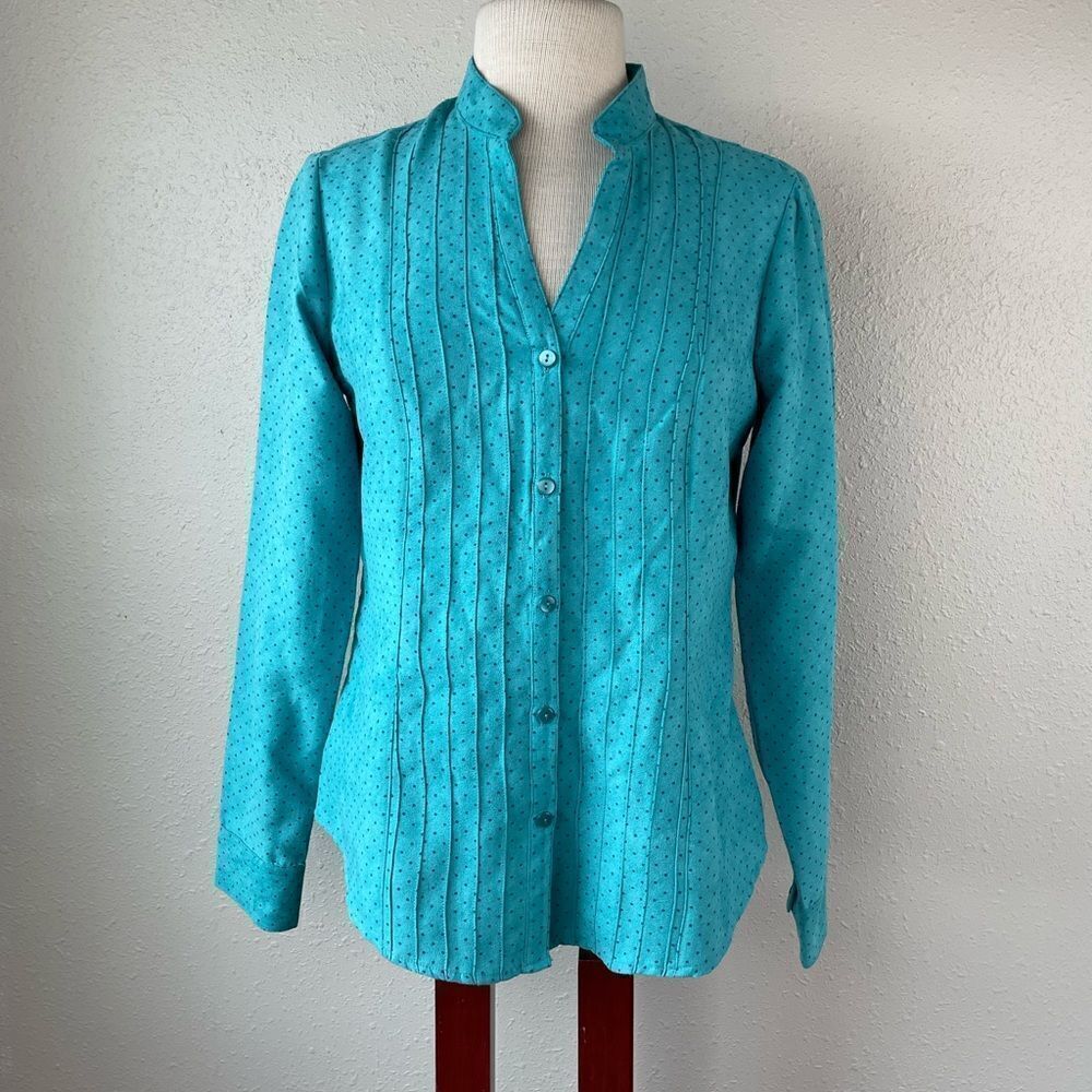 NWT Shaver Lake Button Down Top Size S